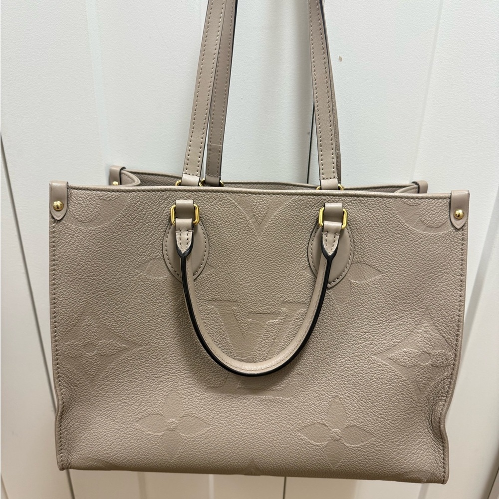 Louis Vuitton Onthego MM